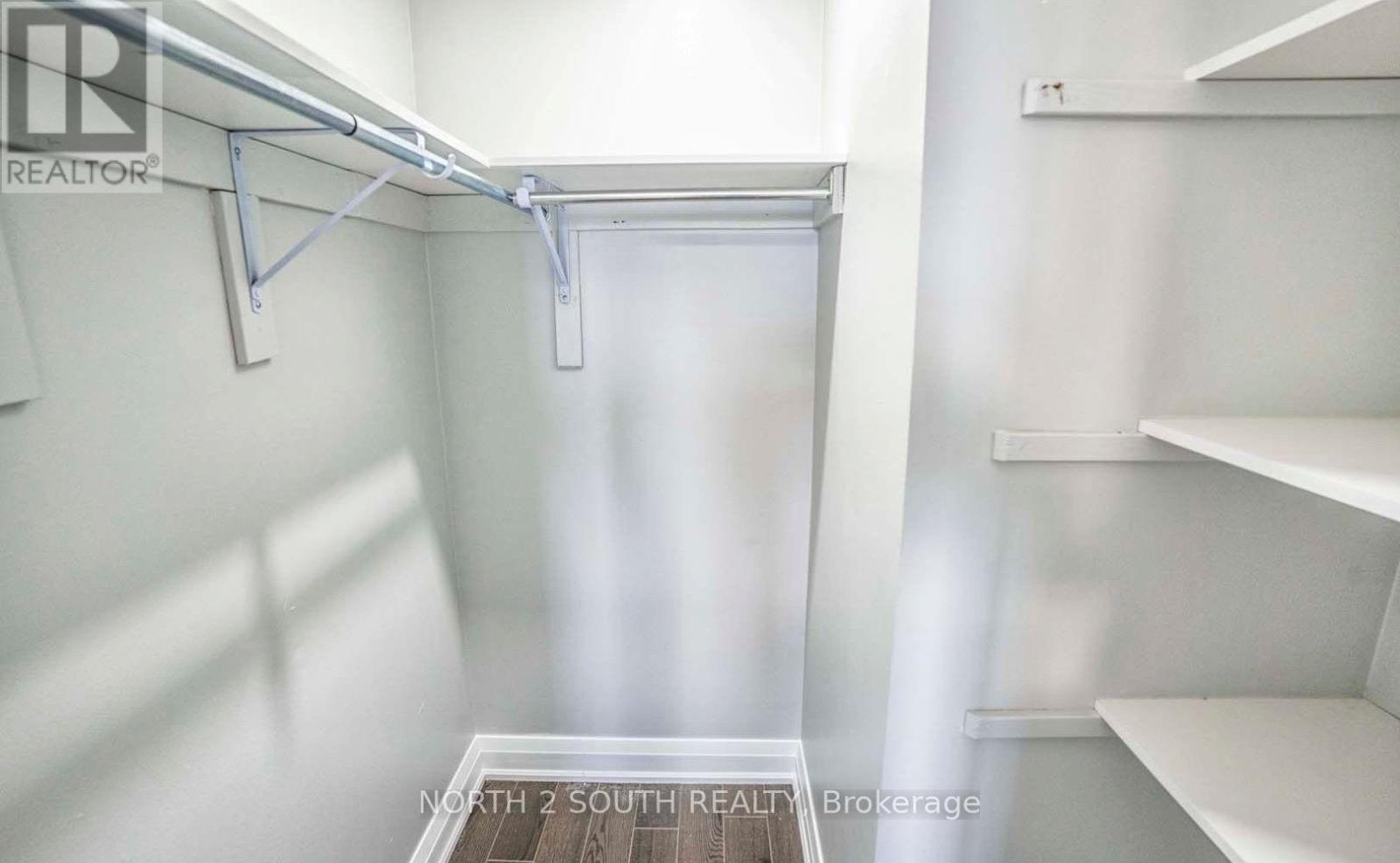 Upper - 37 Loire Court, Toronto, Ontario M9V 4Z7 - Photo 27 - W13634986