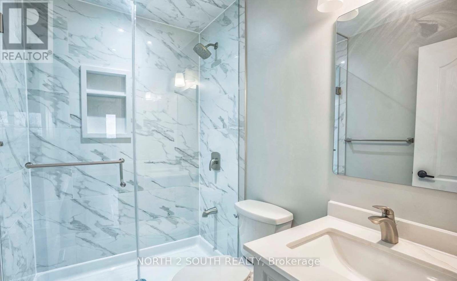 Upper - 37 Loire Court, Toronto, Ontario M9V 4Z7 - Photo 28 - W13634986