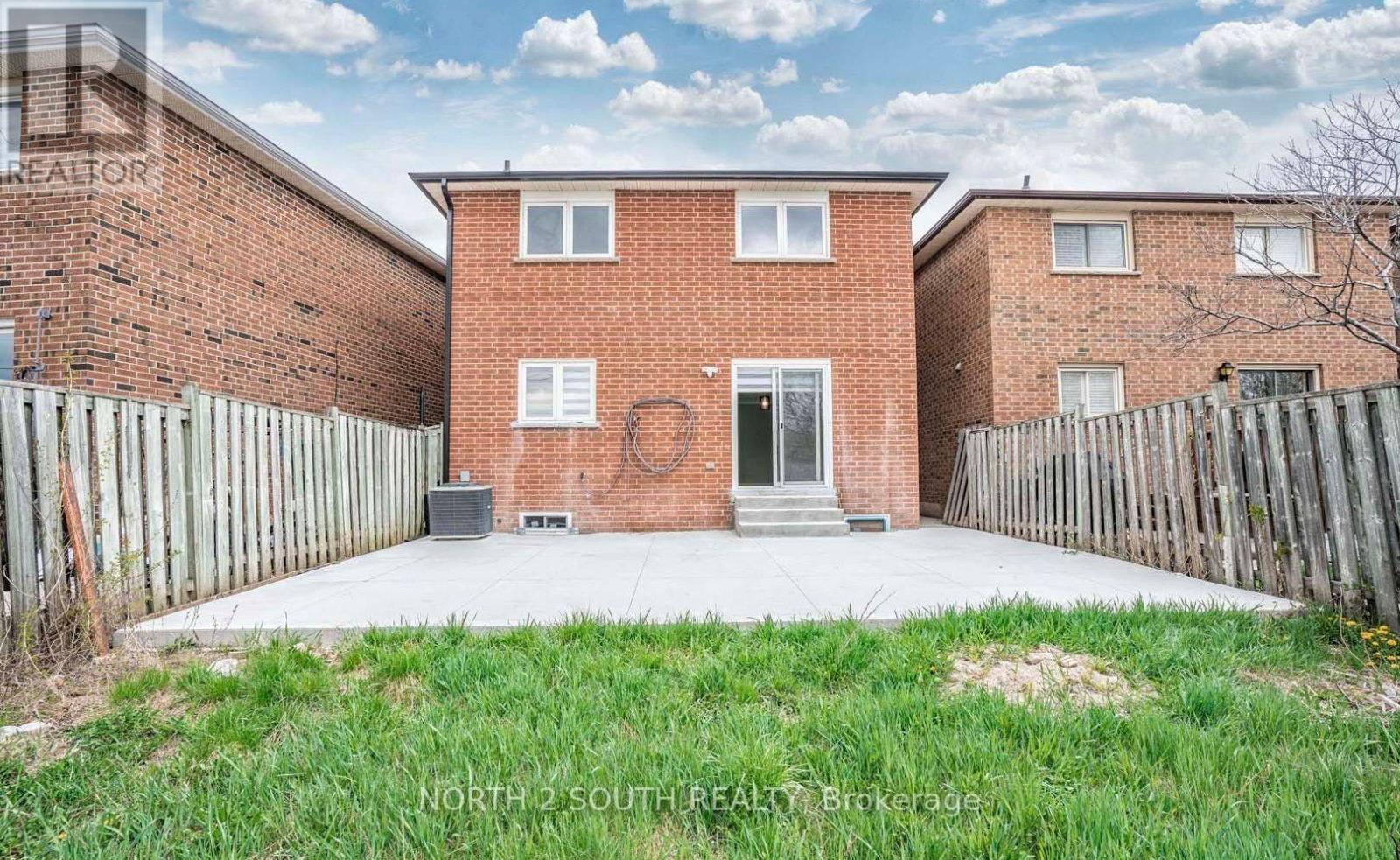 Upper - 37 Loire Court, Toronto, Ontario M9V 4Z7 - Photo 39 - W13634986