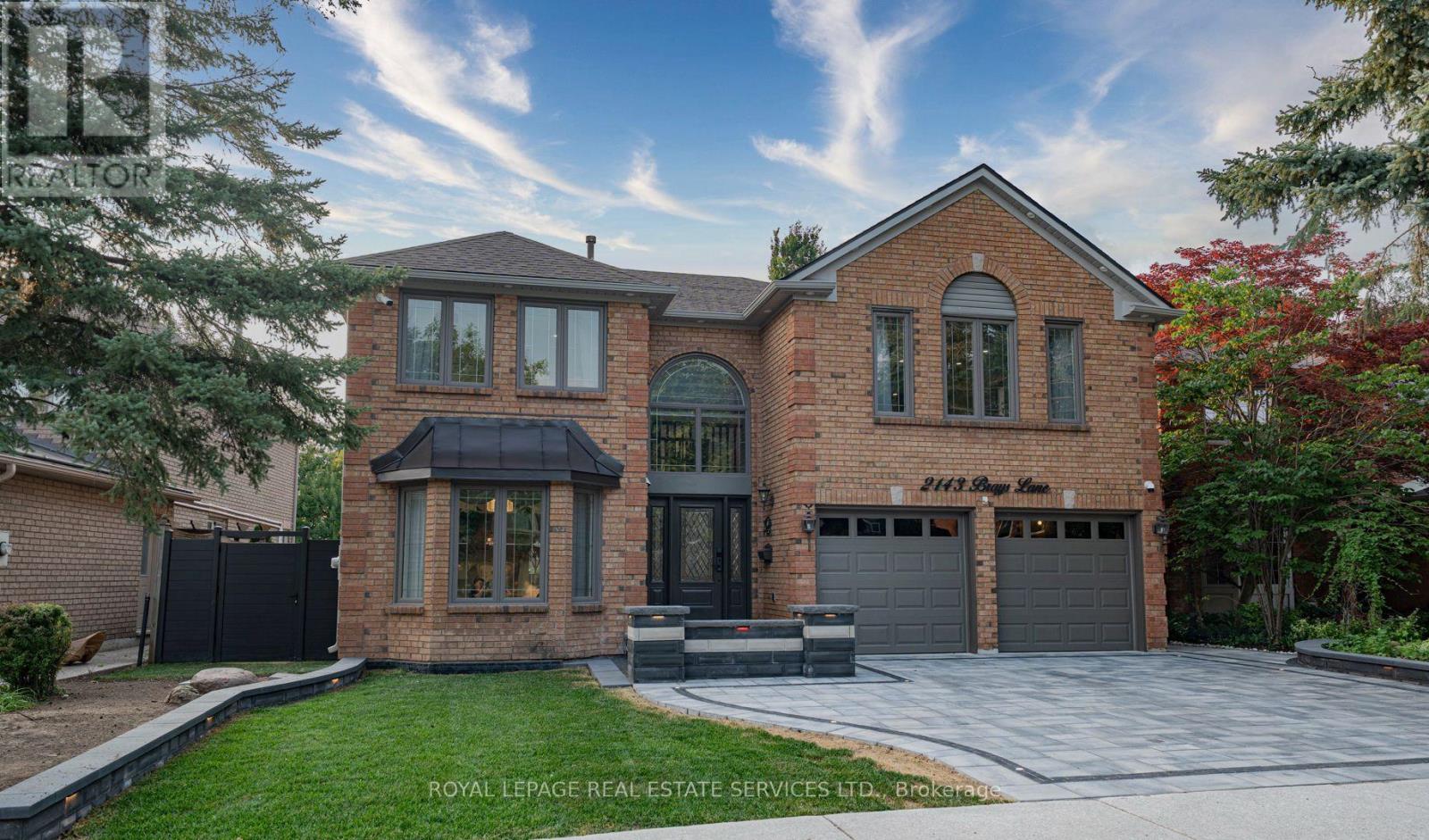 2143 Brays Lane, Oakville, Ontario  L6M 2T2 - Photo 1 - W13635026
