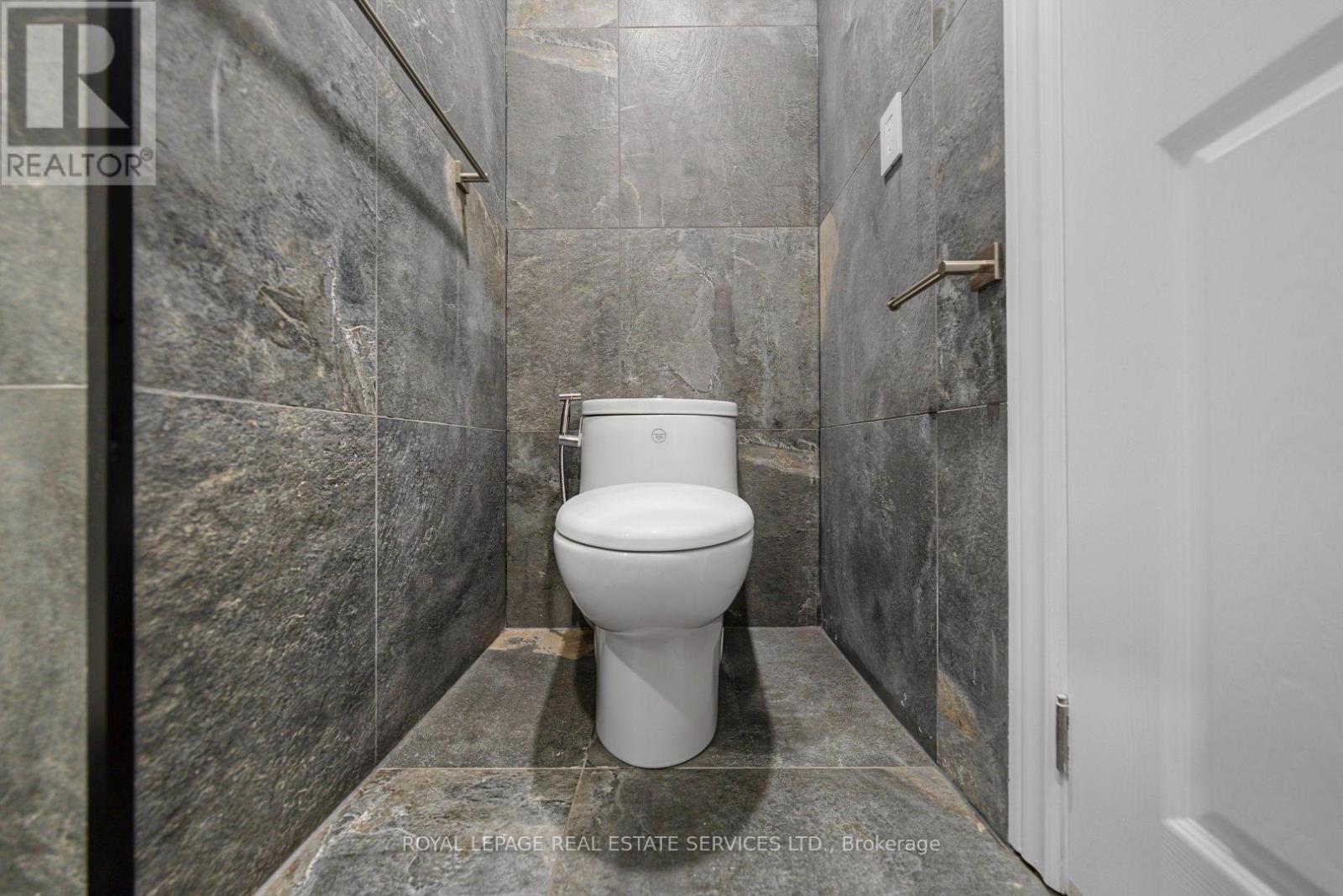 2143 Brays Lane, Oakville, Ontario  L6M 2T2 - Photo 35 - W13635026