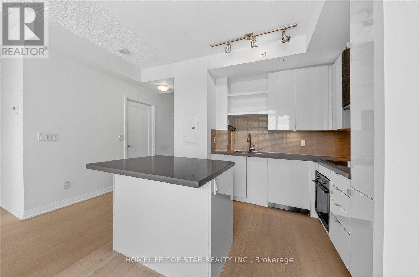 2208 - 59 Annie Craig Drive NW, Toronto, Ontario  M8V 0C4 - Photo 15 - W13635034