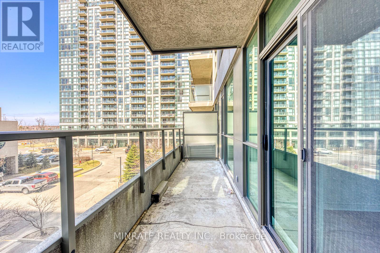 309 - 339 Rathburn Road W, Mississauga, Ontario  L5B 0K6 - Photo 9 - W13635078