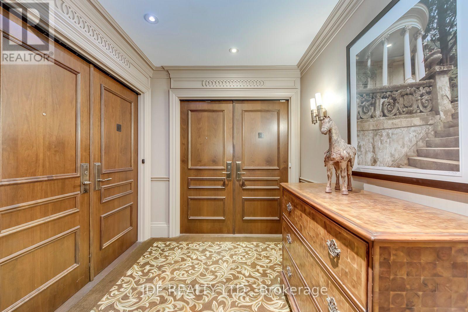 402 - 111 Forsythe Street, Oakville, Ontario  L6K 3J9 - Photo 9 - W13635096
