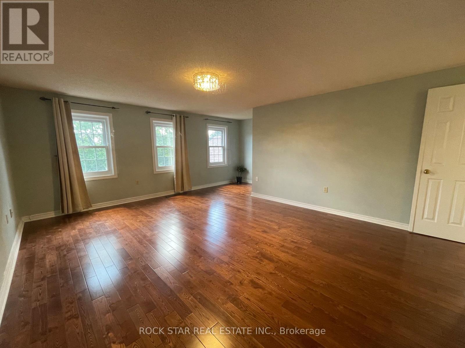 106 Milbourne Crescent, Oakville, Ontario  L6H 5P1 - Photo 16 - W13635110