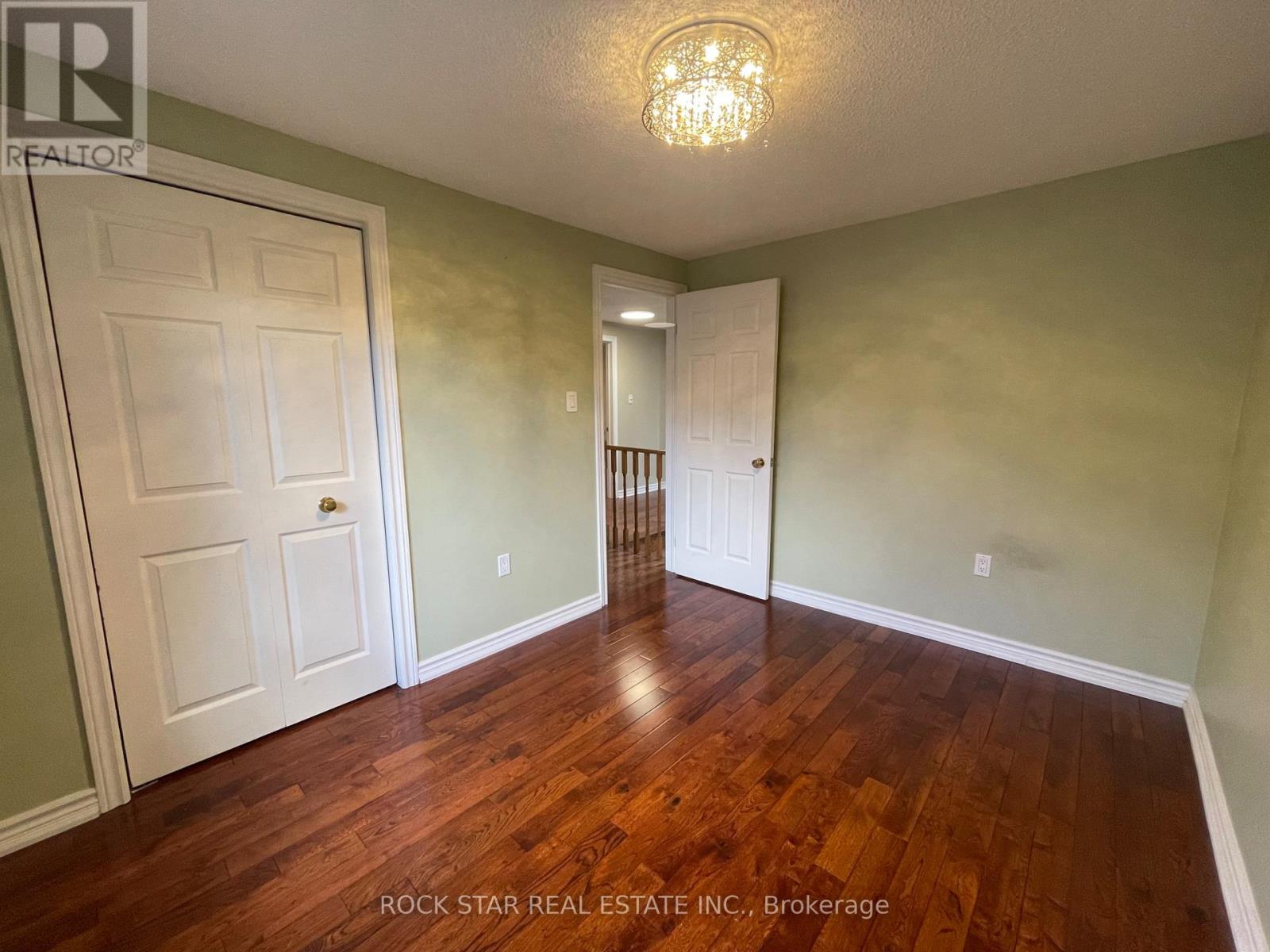 106 Milbourne Crescent, Oakville, Ontario  L6H 5P1 - Photo 28 - W13635110
