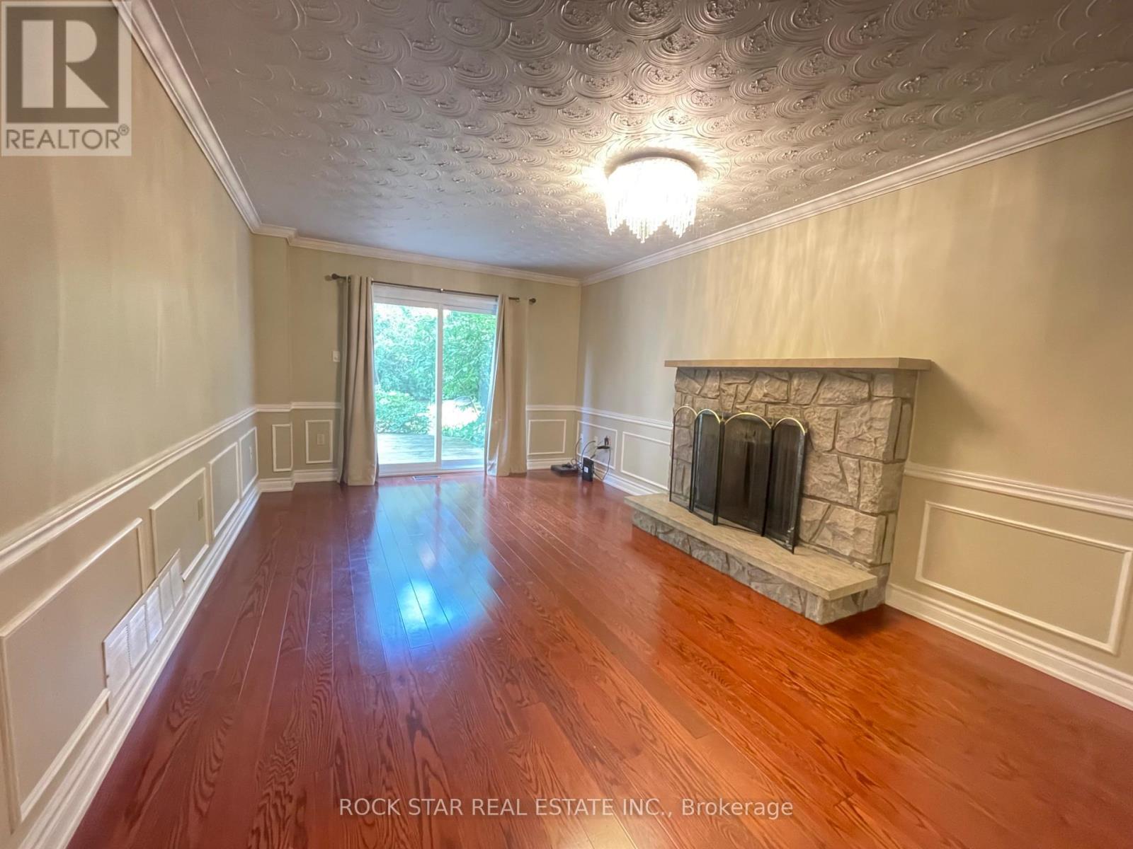 106 Milbourne Crescent, Oakville, Ontario  L6H 5P1 - Photo 6 - W13635110