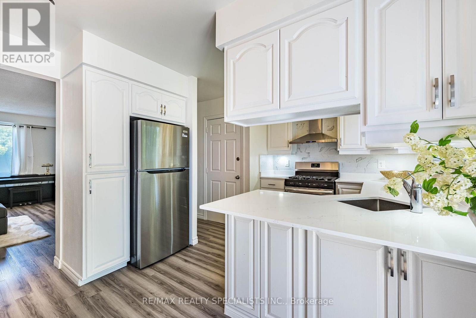95 Hadati Road, Guelph, Ontario  N1E 6G9 - Photo 17 - X13634938