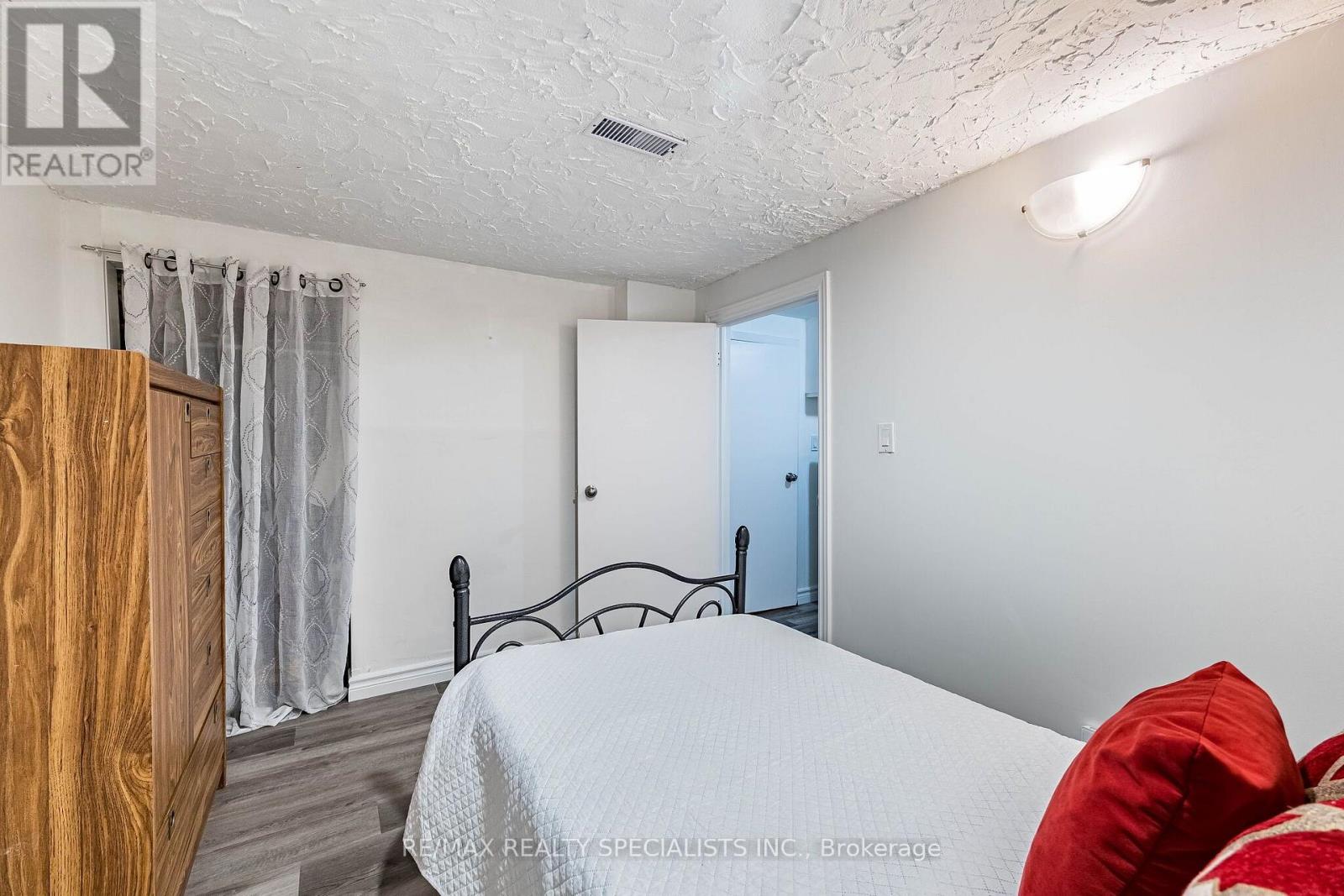95 Hadati Road, Guelph, Ontario  N1E 6G9 - Photo 35 - X13634938