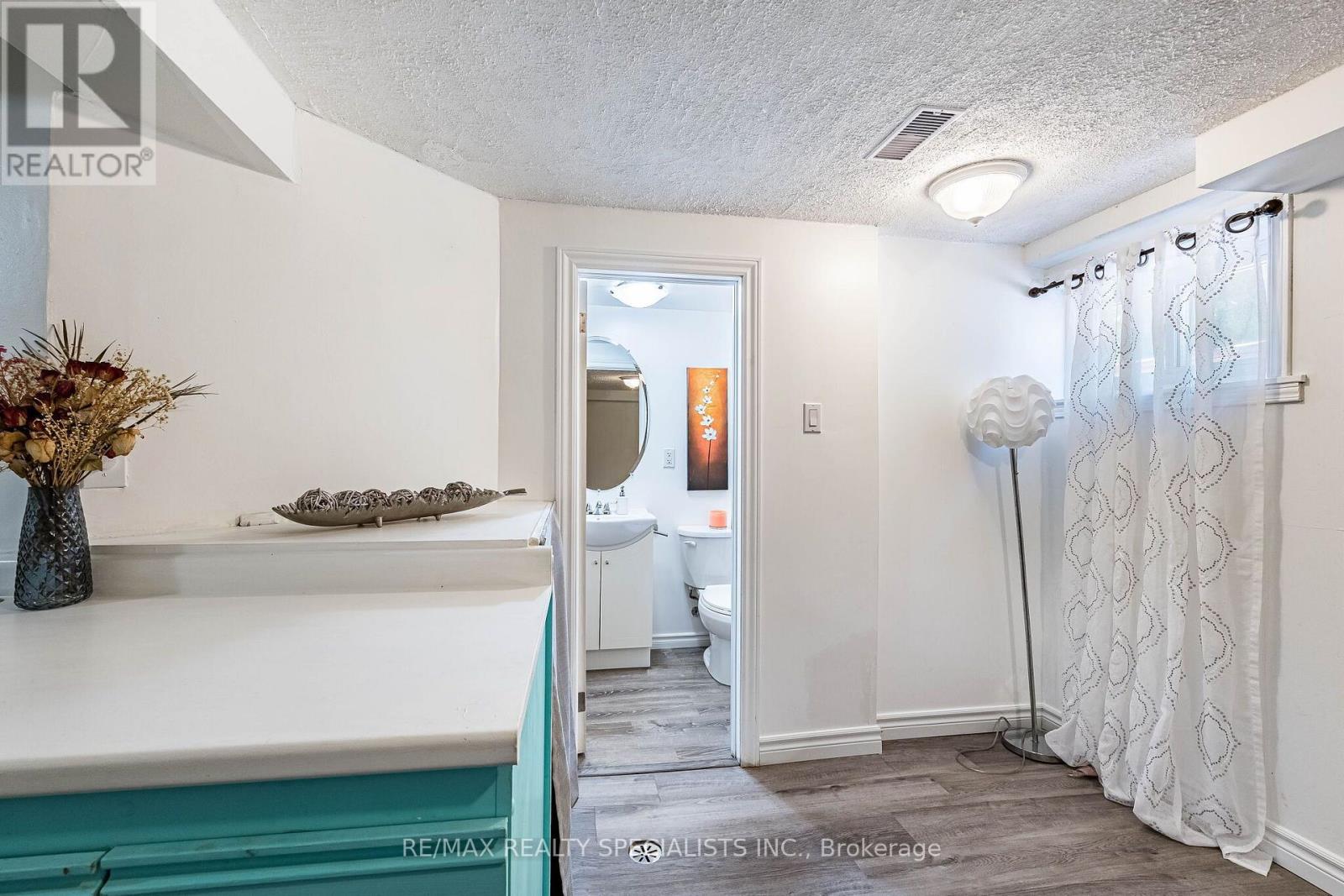 95 Hadati Road, Guelph, Ontario  N1E 6G9 - Photo 39 - X13634938