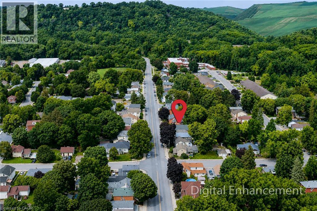 319 King Street W, Dundas, Ontario  L9H 1W5 - Photo 12 - 40853170
