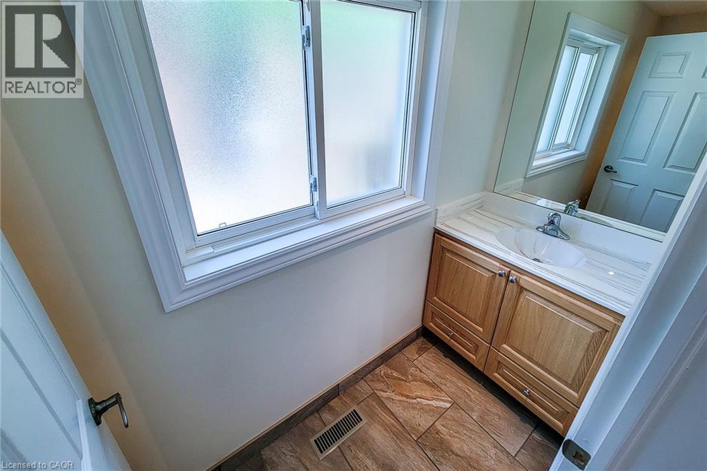 319 King Street W, Dundas, Ontario  L9H 1W5 - Photo 26 - 40853170