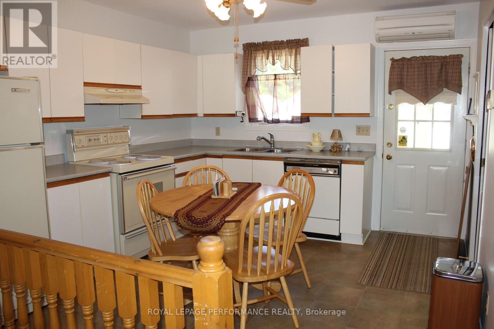 523 Bedford Street, Cornwall, Ontario  K6J 4C9 - Photo 8 - X13634244