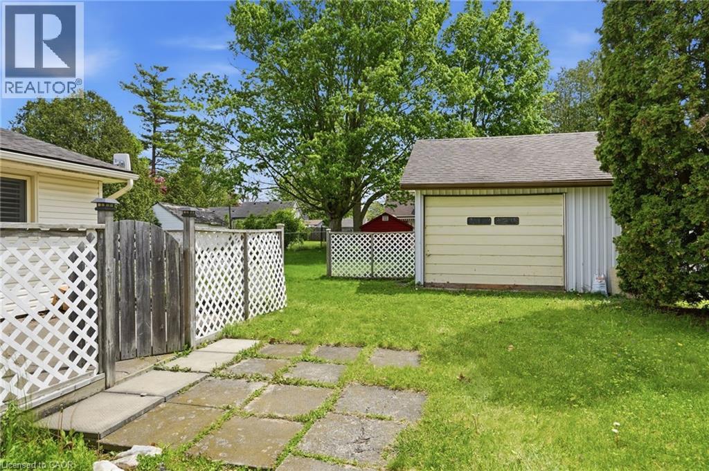 6 Stewart Drive, Burford, Ontario  N0E 1A0 - Photo 24 - 40832992