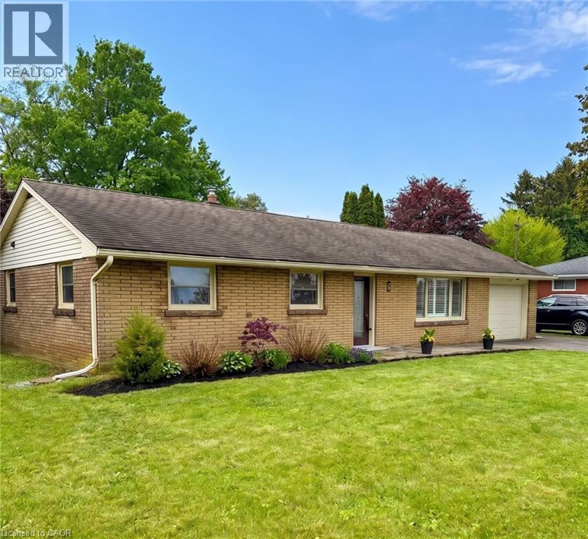 6 STEWART Drive, Burford, Ontario