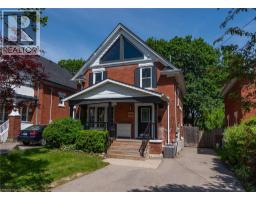 40 WOODLAND Avenue, Kitchener, Ontario