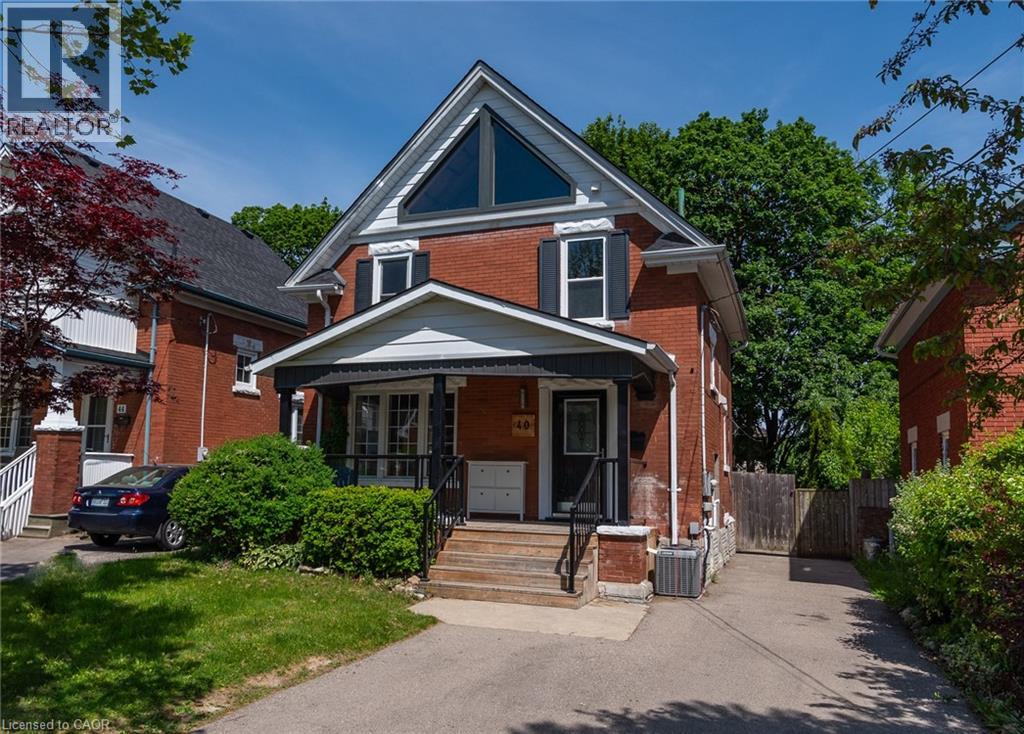 40 WOODLAND Avenue, Kitchener, Ontario