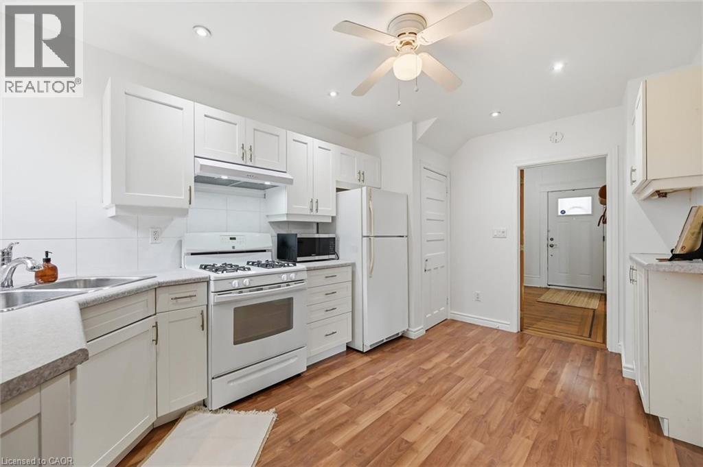 355 Cumberland Avenue, Hamilton, Ontario  L8M 2A5 - Photo 9 - 40837899