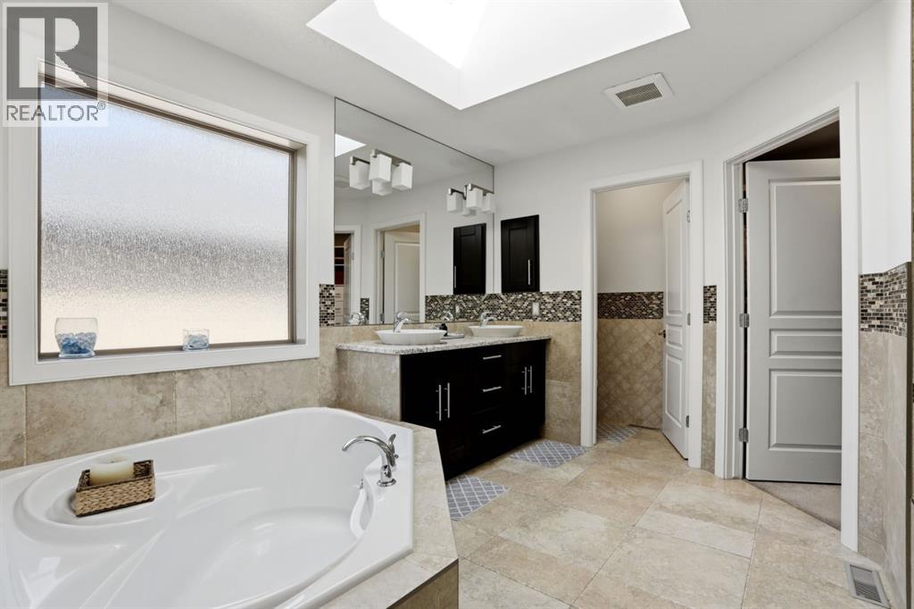 105 Cranridge Heights SE, Calgary, Alberta  T3M 0C1 - Photo 25 - A2315807