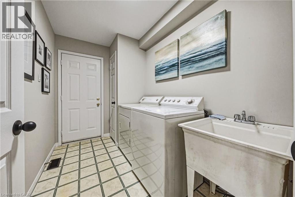 20 Kitty Murray Lane Unit# 23, Ancaster, Ontario  L9K 1L7 - Photo 12 - 40852571