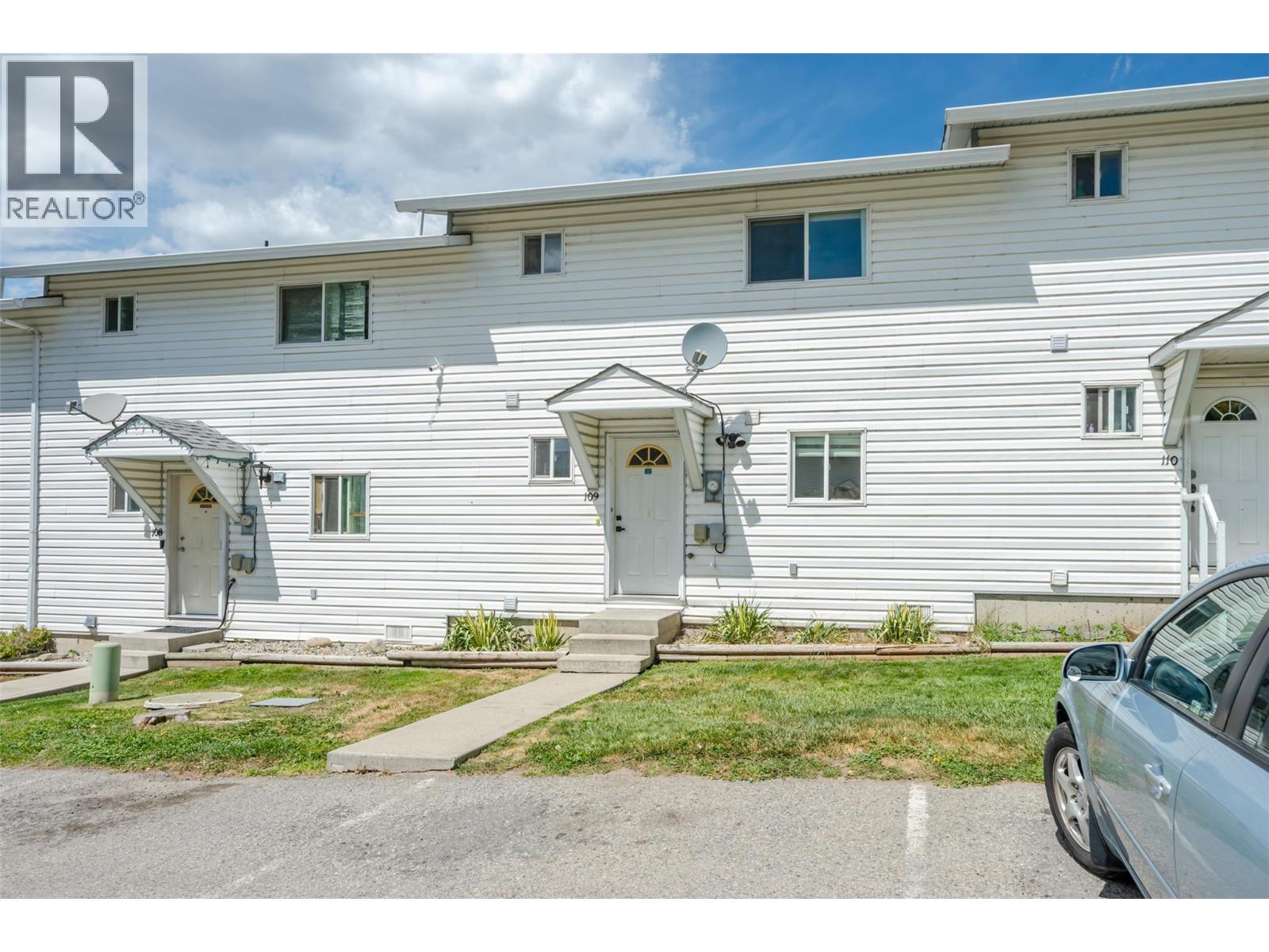 3004 South Main Street Unit# 109 Penticton Photo 40