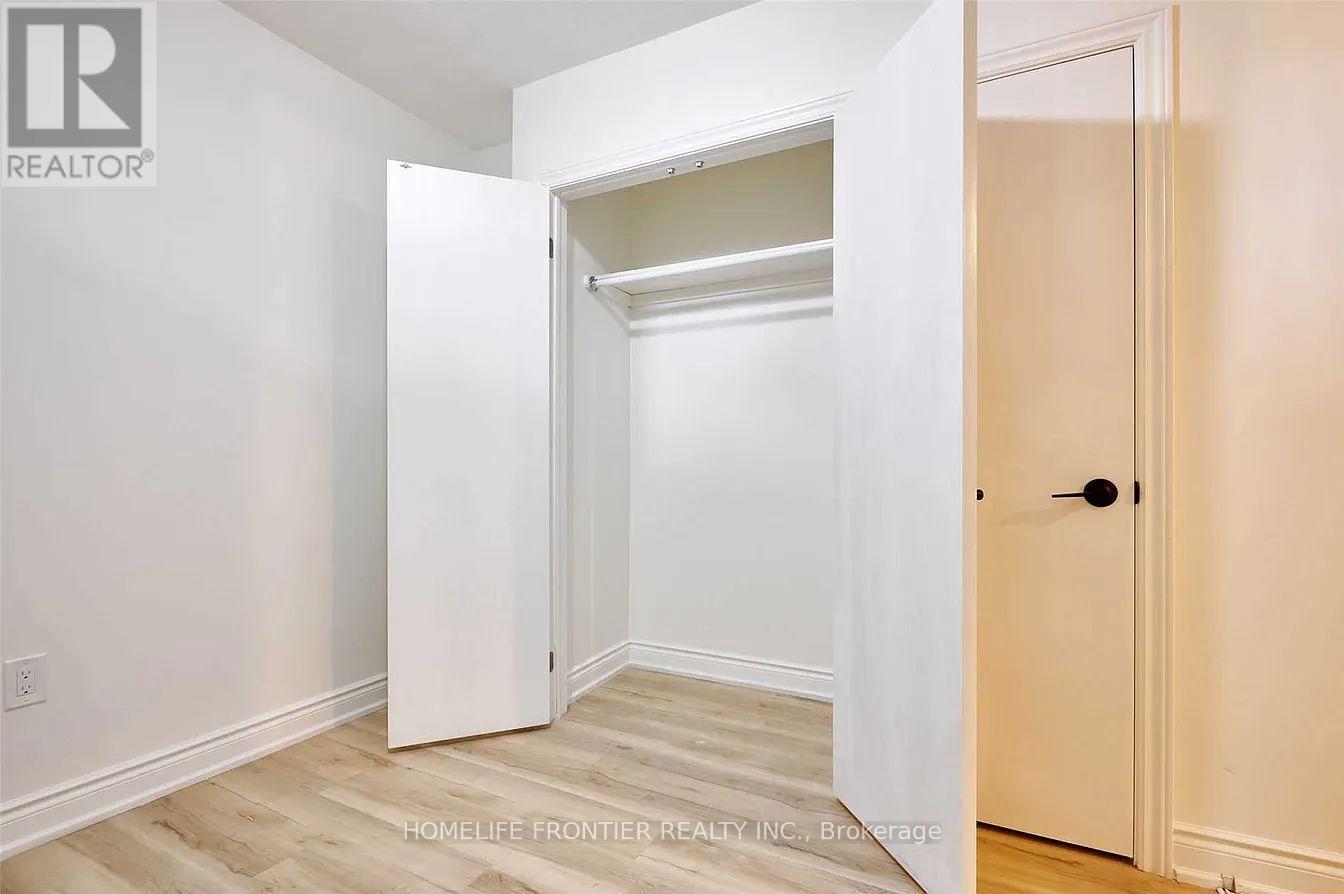 101 - 291 Scarlett Road, Toronto, Ontario  M6N 4L1 - Photo 14 - W13628748