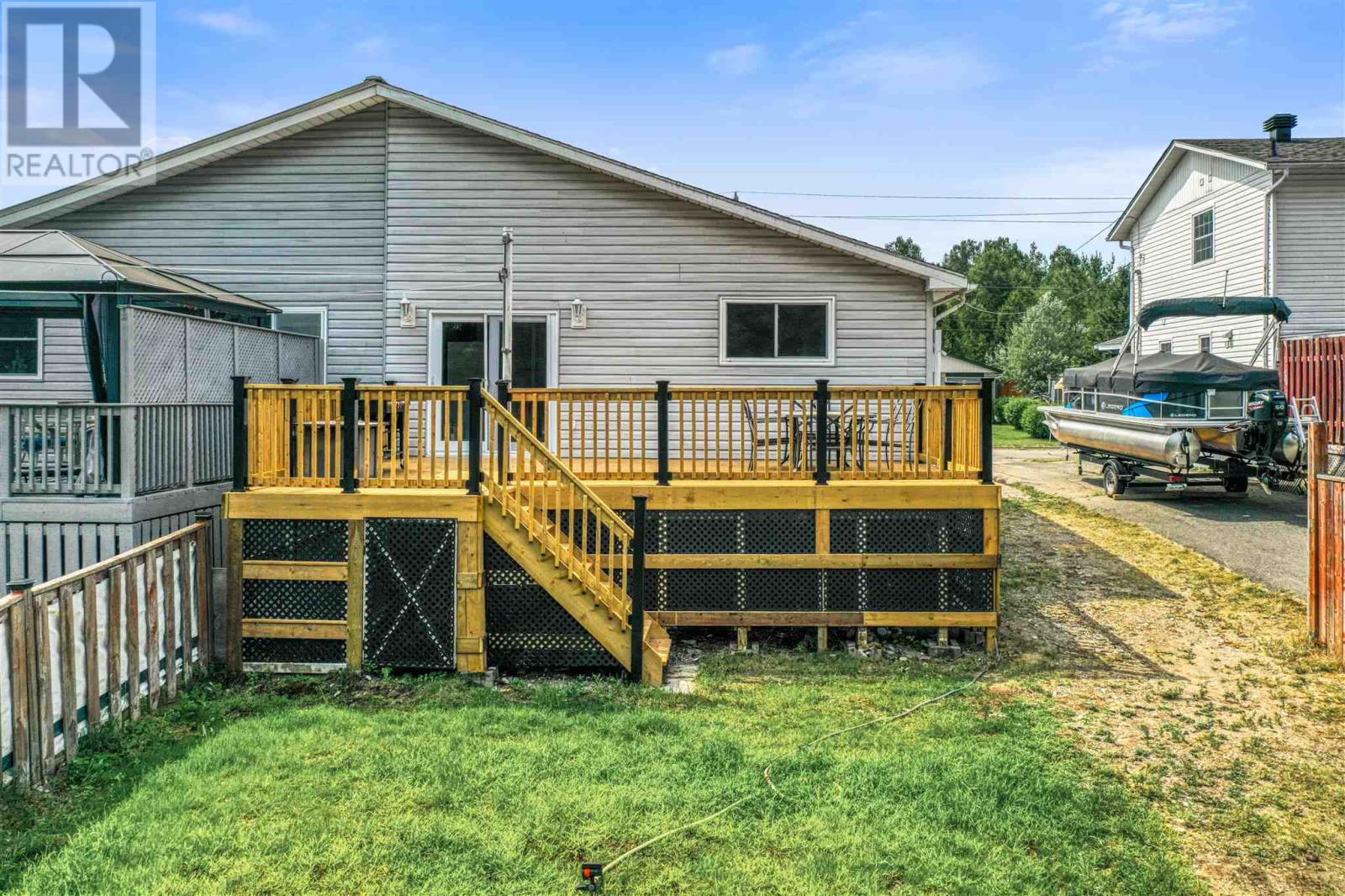 22a Ottawa Ave, Elliot Lake, Ontario  P5A 2P1 - Photo 32 - SM262039