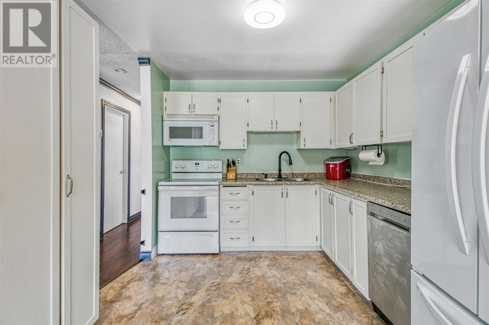 22a Ottawa Ave, Elliot Lake, Ontario  P5A 2P1 - Photo 7 - SM262039