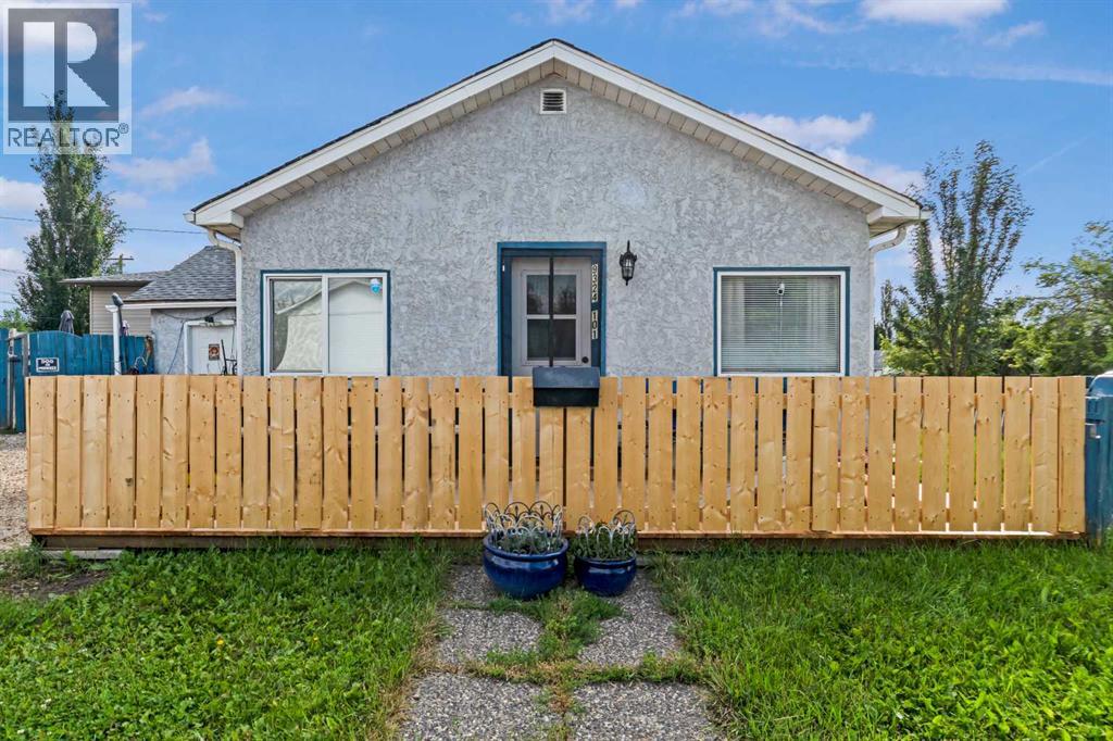 9324 101 Avenue, Grande Prairie, Alberta