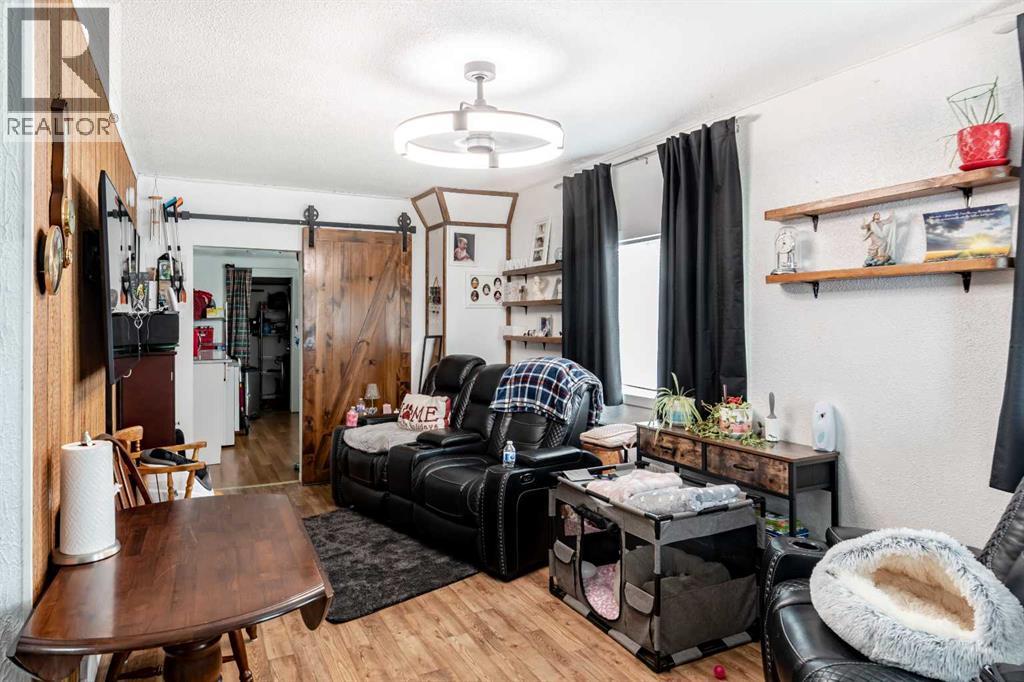 9324 101 Avenue, Grande Prairie, Alberta  T8V 0W6 - Photo 2 - A2333673