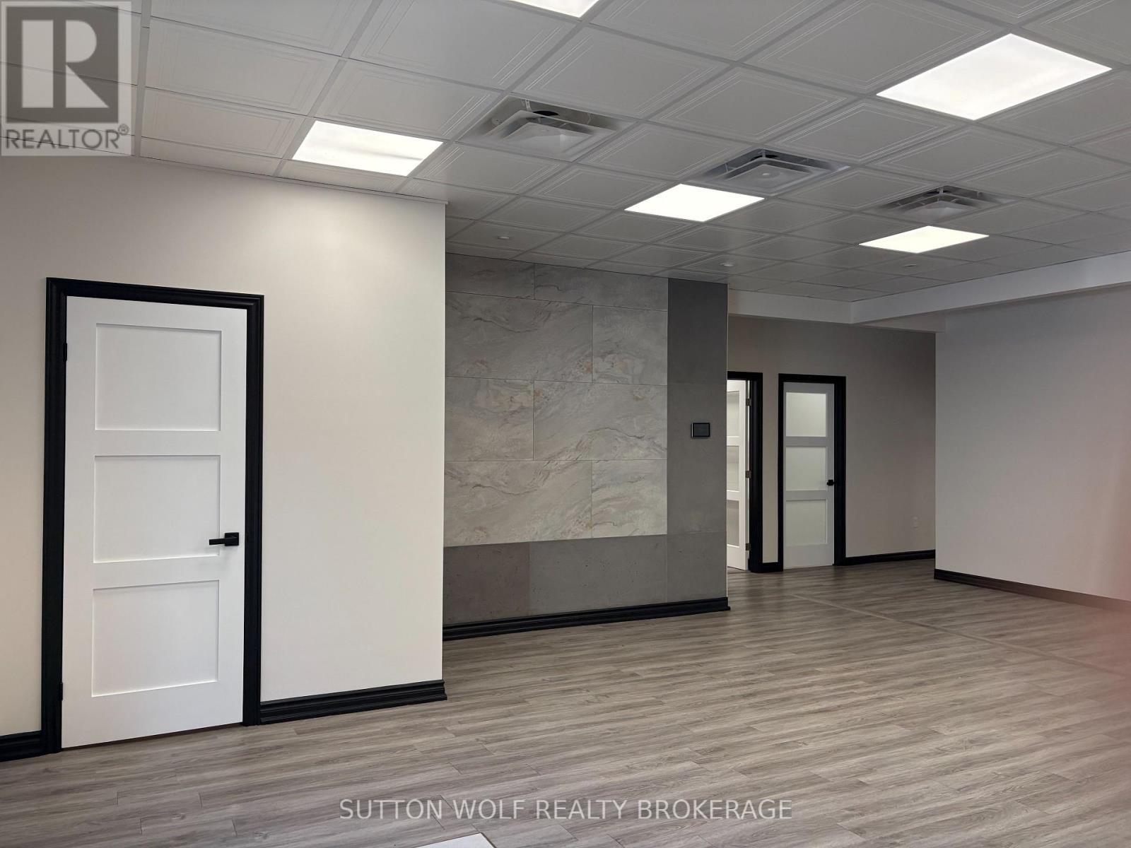 2 - 176 Metcalfe Street E, Strathroy-Caradoc, Ontario  N7G 1M8 - Photo 4 - X13096502