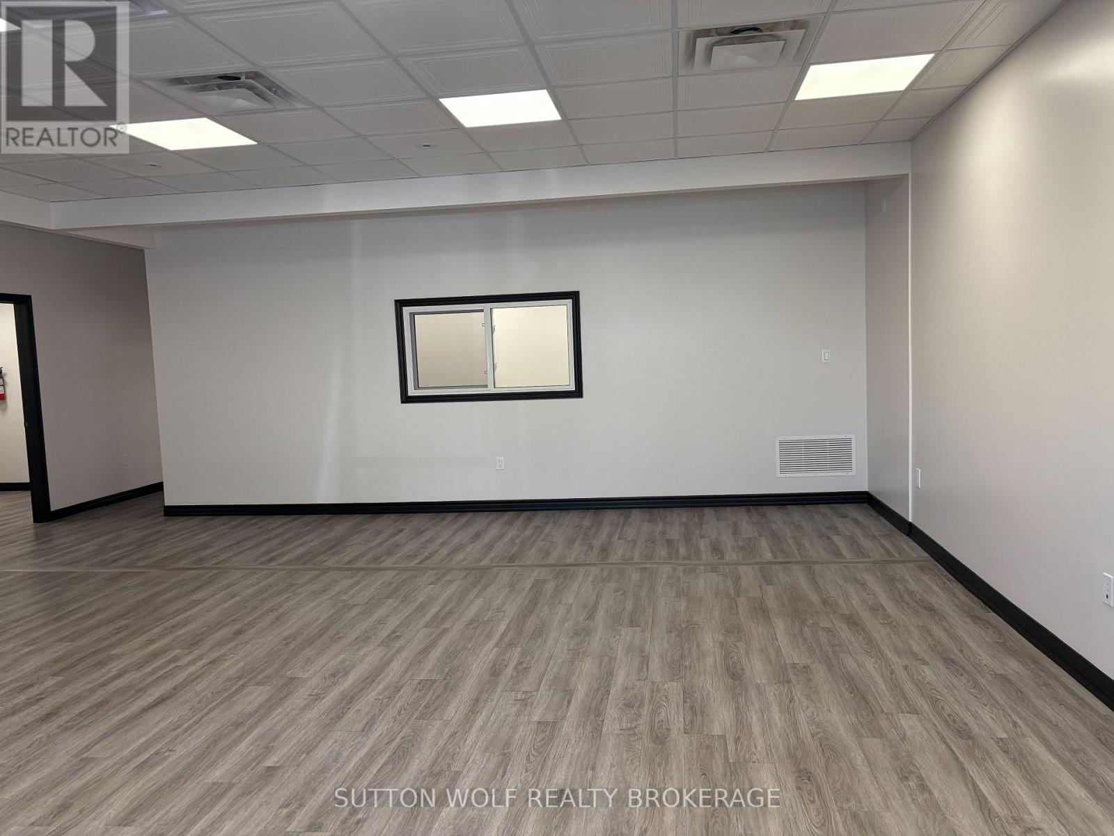 2 - 176 Metcalfe Street E, Strathroy-Caradoc, Ontario  N7G 1M8 - Photo 5 - X13096502