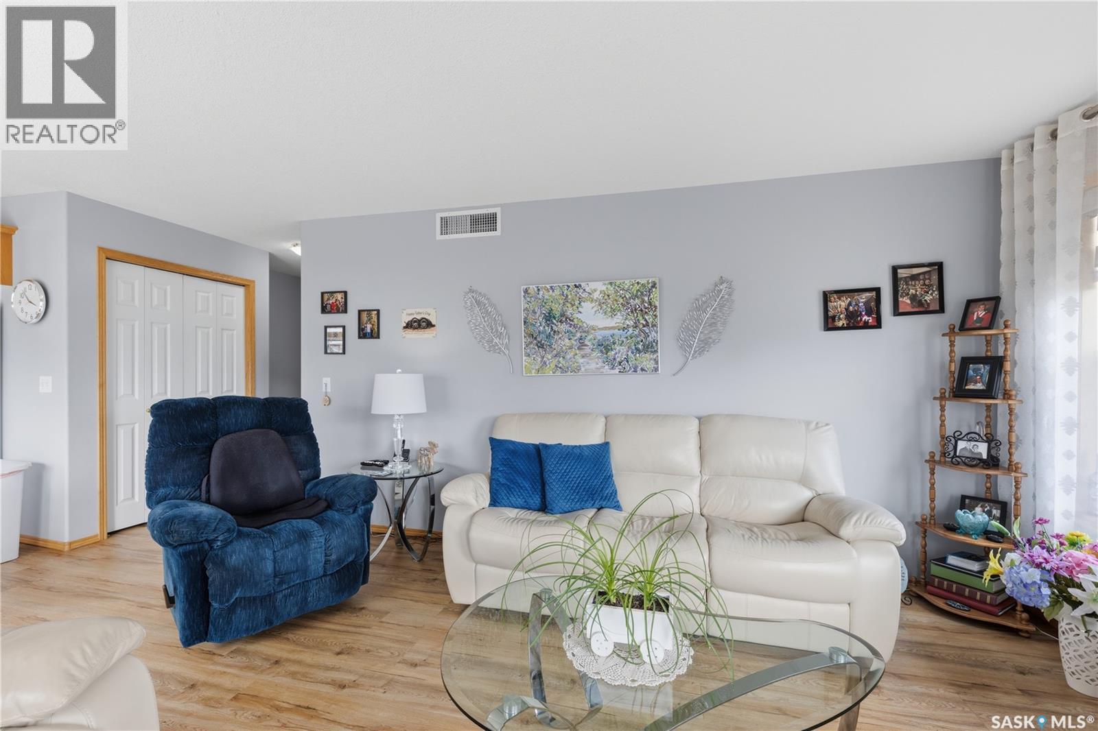 205 100 5th Avenue, Regina Beach, Saskatchewan  S0G 4C0 - Photo 11 - SK044434