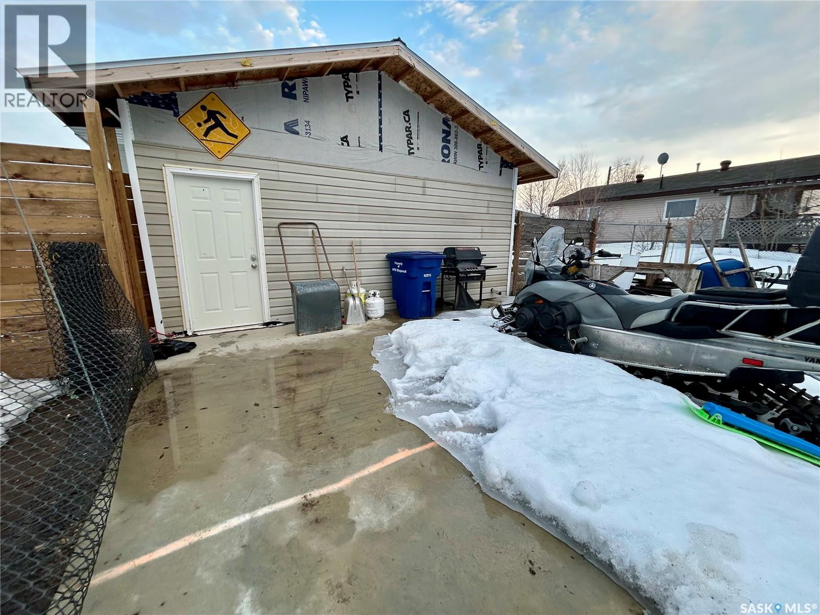 404 5th Street N, Nipawin, Saskatchewan  S0E 1E0 - Photo 45 - SK034645
