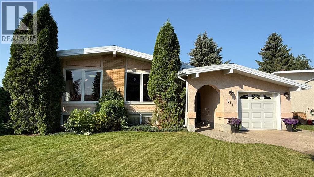 611 6 Avenue W, Hanna, Alberta  T0J 1P0 - Photo 2 - A2333707