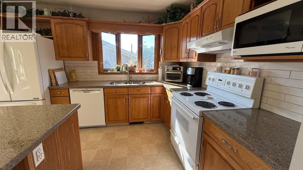 611 6 Avenue W, Hanna, Alberta  T0J 1P0 - Photo 17 - A2333707