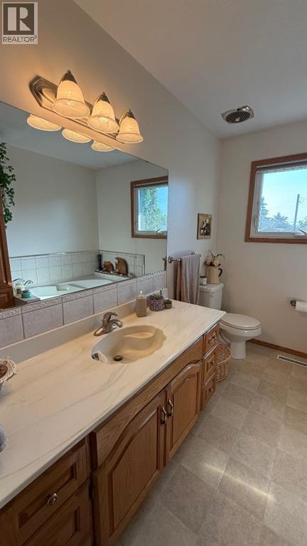 611 6 Avenue W, Hanna, Alberta  T0J 1P0 - Photo 20 - A2333707