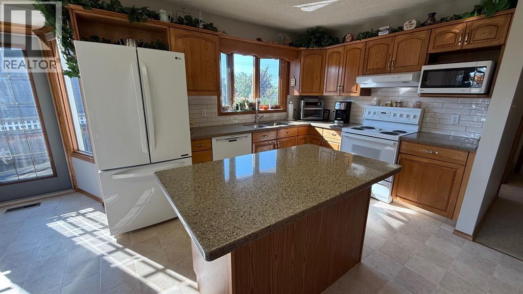 611 6 Avenue W, Hanna, Alberta  T0J 1P0 - Photo 16 - A2333707