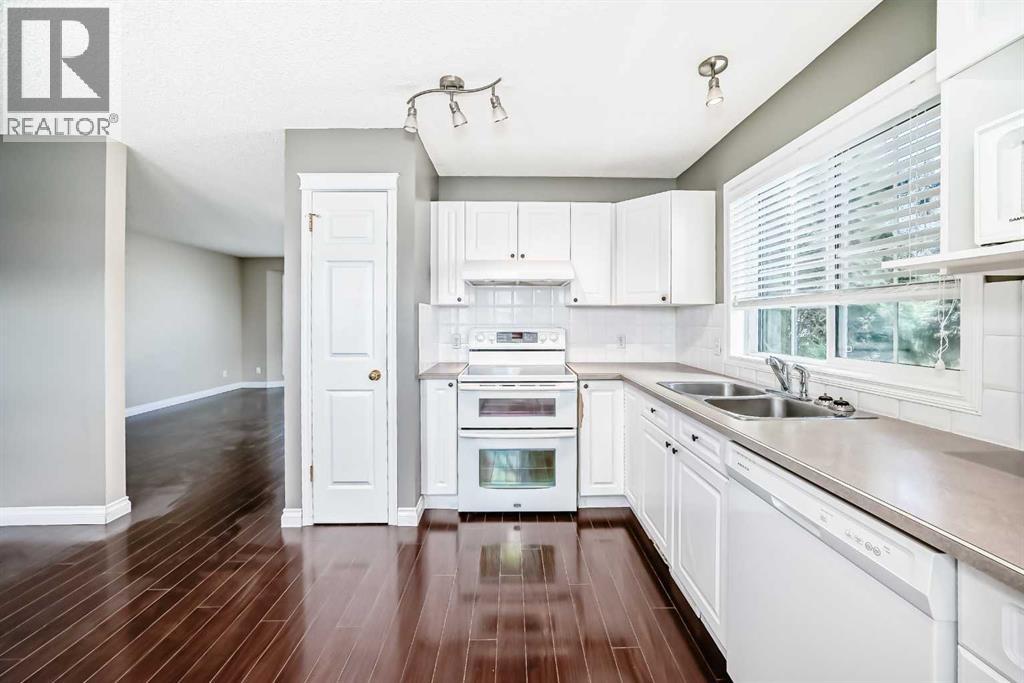 168 Tuscany Valley Drive Nw, Calgary, Alberta  T3L 2C2 - Photo 6 - A2310876