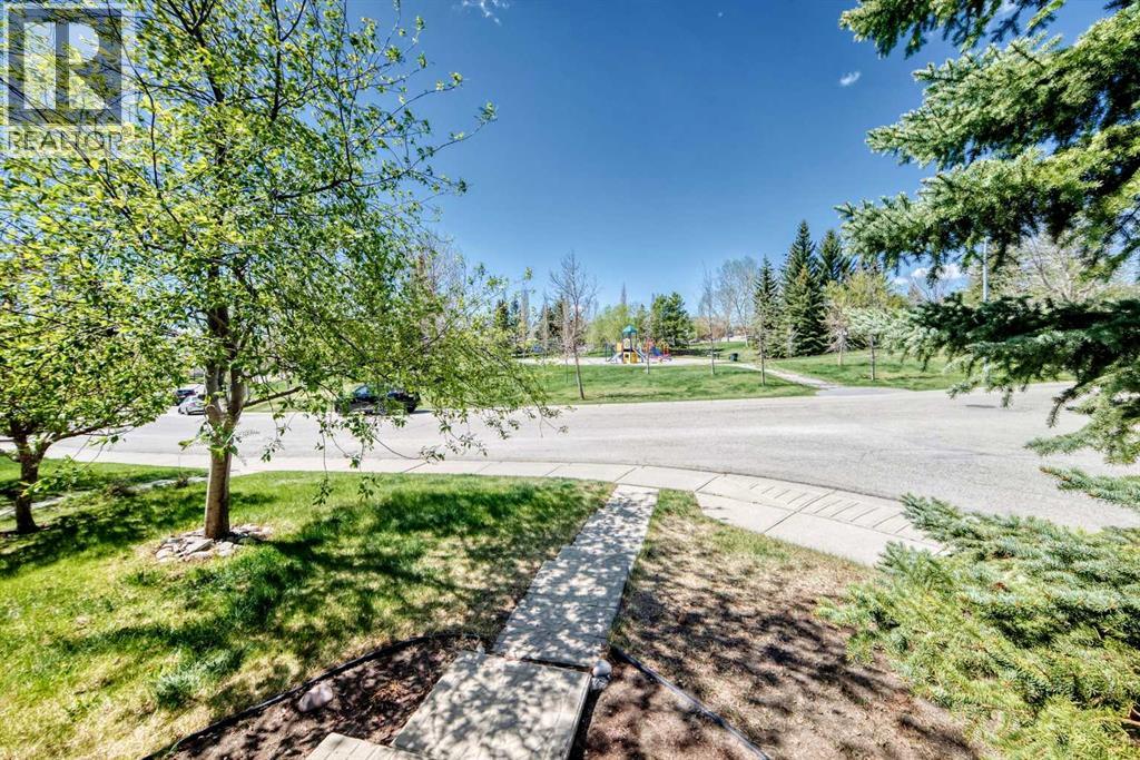 168 Tuscany Valley Drive Nw, Calgary, Alberta  T3L 2C2 - Photo 3 - A2310876