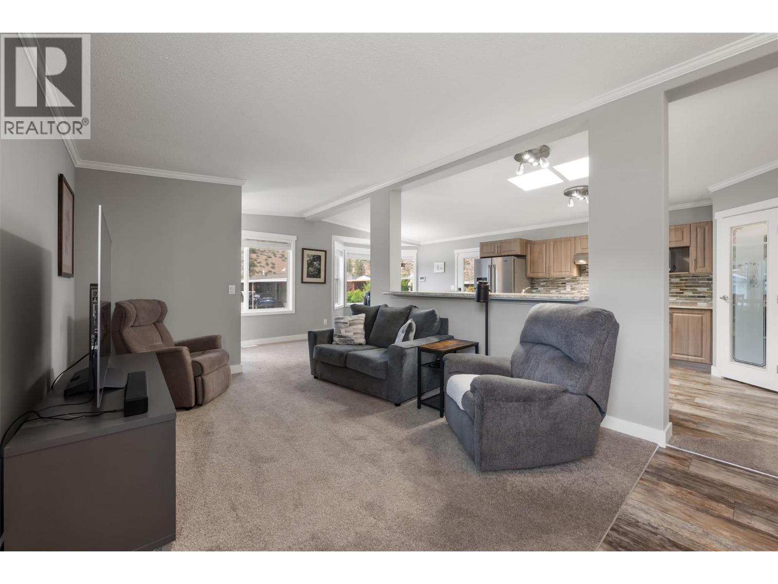 8598 Highway 97 Unit# 93 Oliver Photo 10
