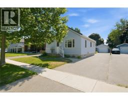 37 HILL Avenue, Brantford, Ontario