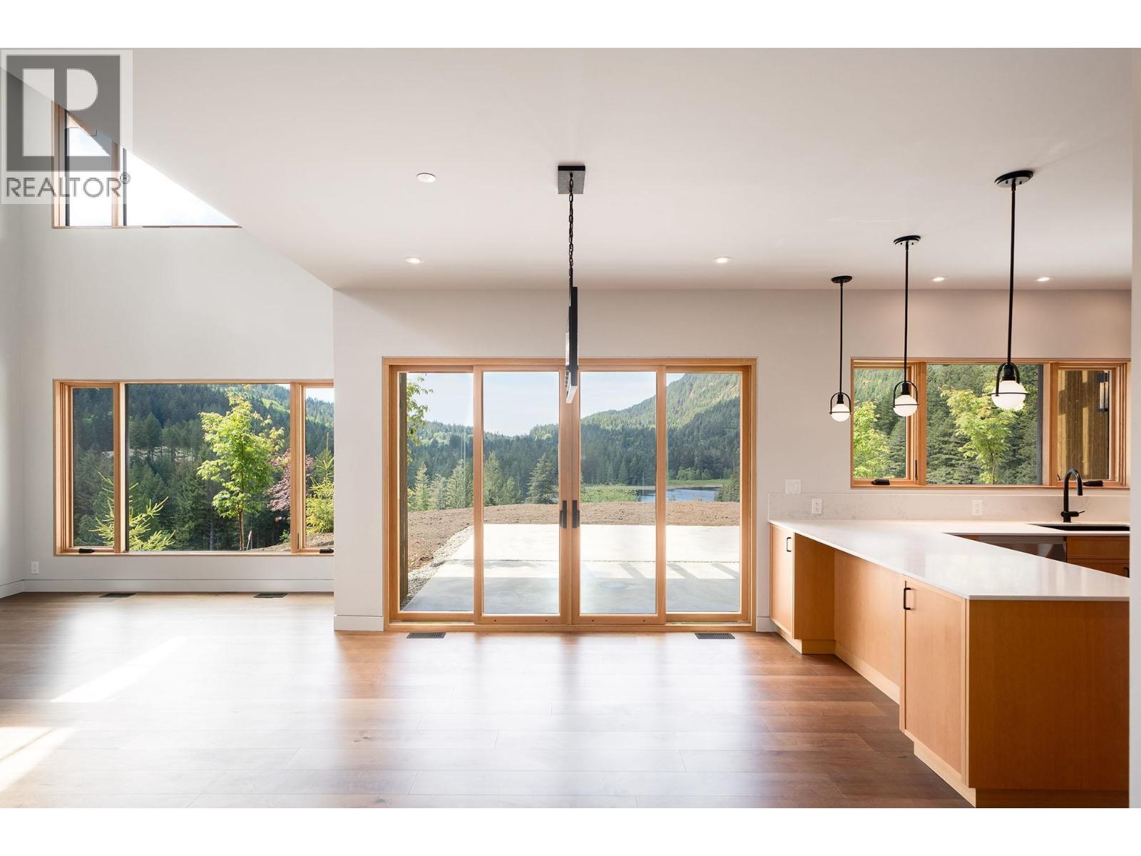 865 Forster Lane, Bowen Island, British Columbia  V0N 1G1 - Photo 11 - R3124616