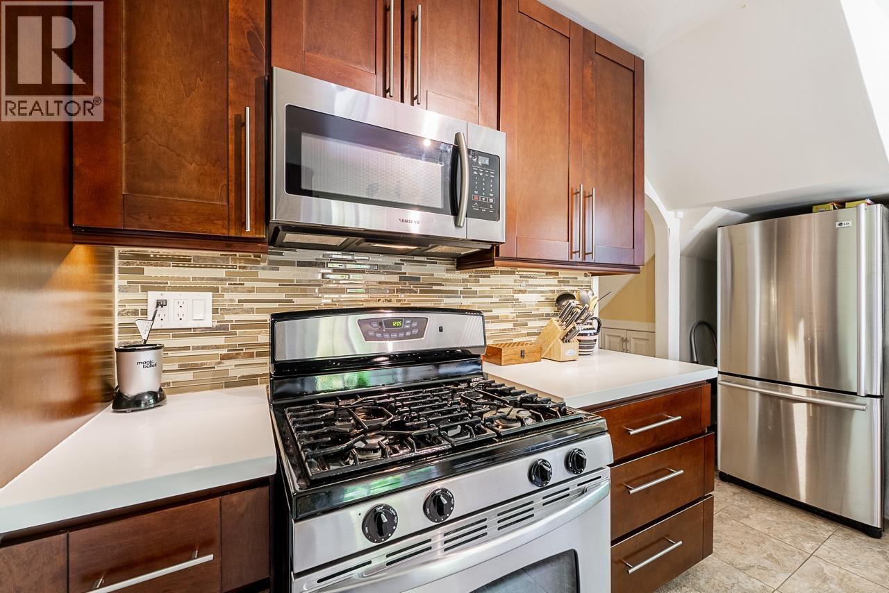 264 W Queens Road, North Vancouver, British Columbia  V7N 2K5 - Photo 15 - R3139118
