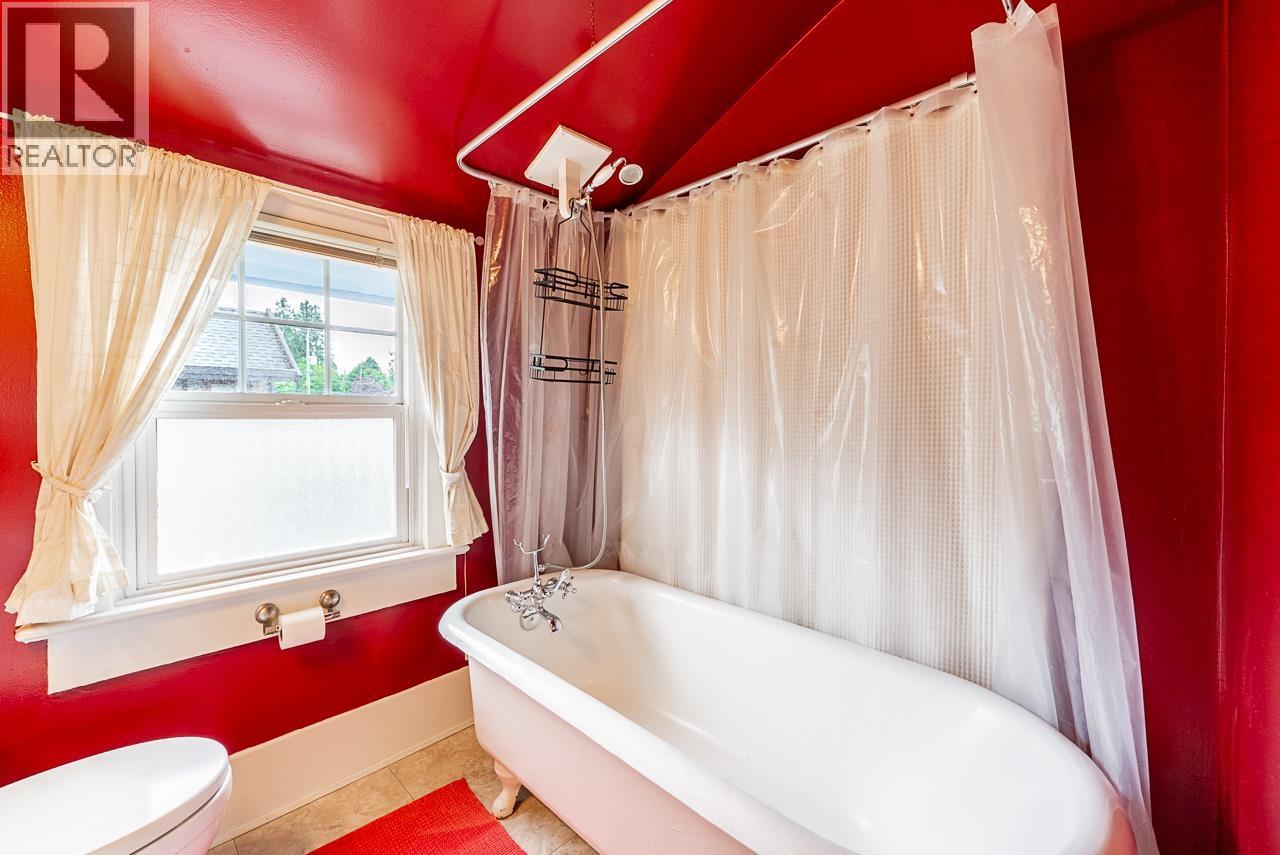 264 W Queens Road, North Vancouver, British Columbia  V7N 2K5 - Photo 23 - R3139118