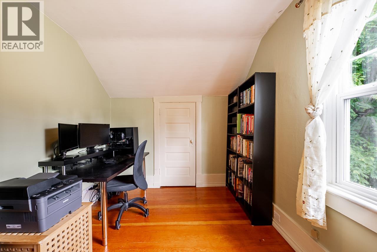 264 W Queens Road, North Vancouver, British Columbia  V7N 2K5 - Photo 22 - R3139118