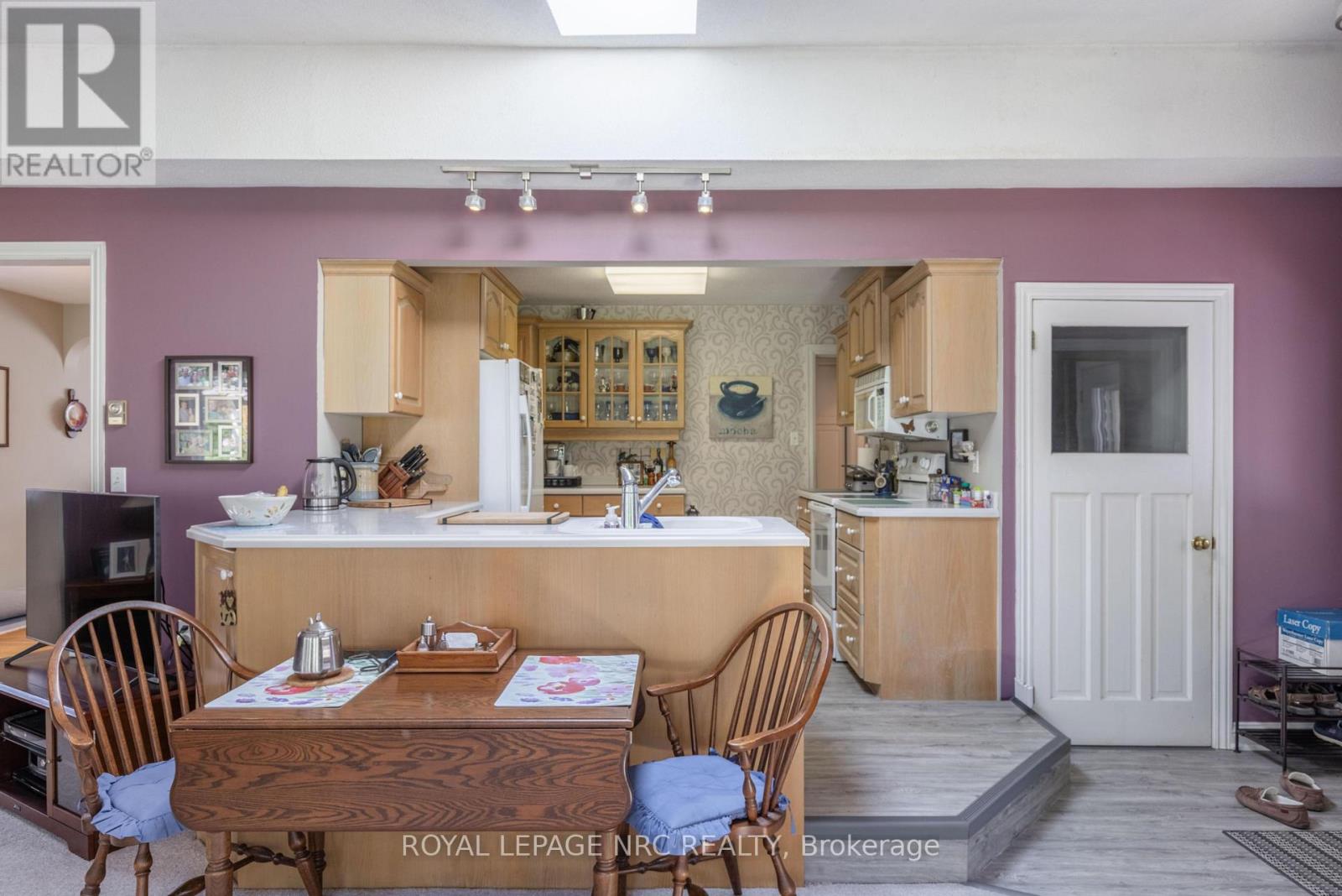 61 Highland Avenue, St. Catharines, Ontario  L2R 4H9 - Photo 32 - X13635236