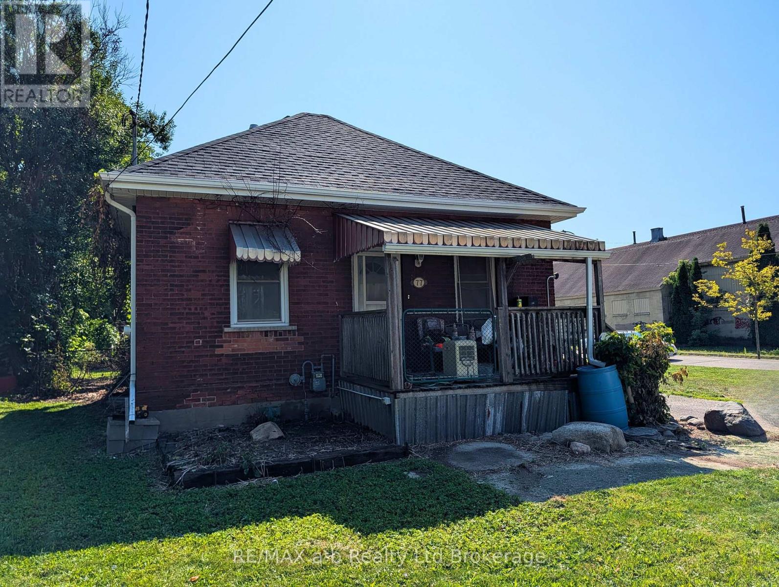 77 HINCKS STREET, Woodstock, Ontario