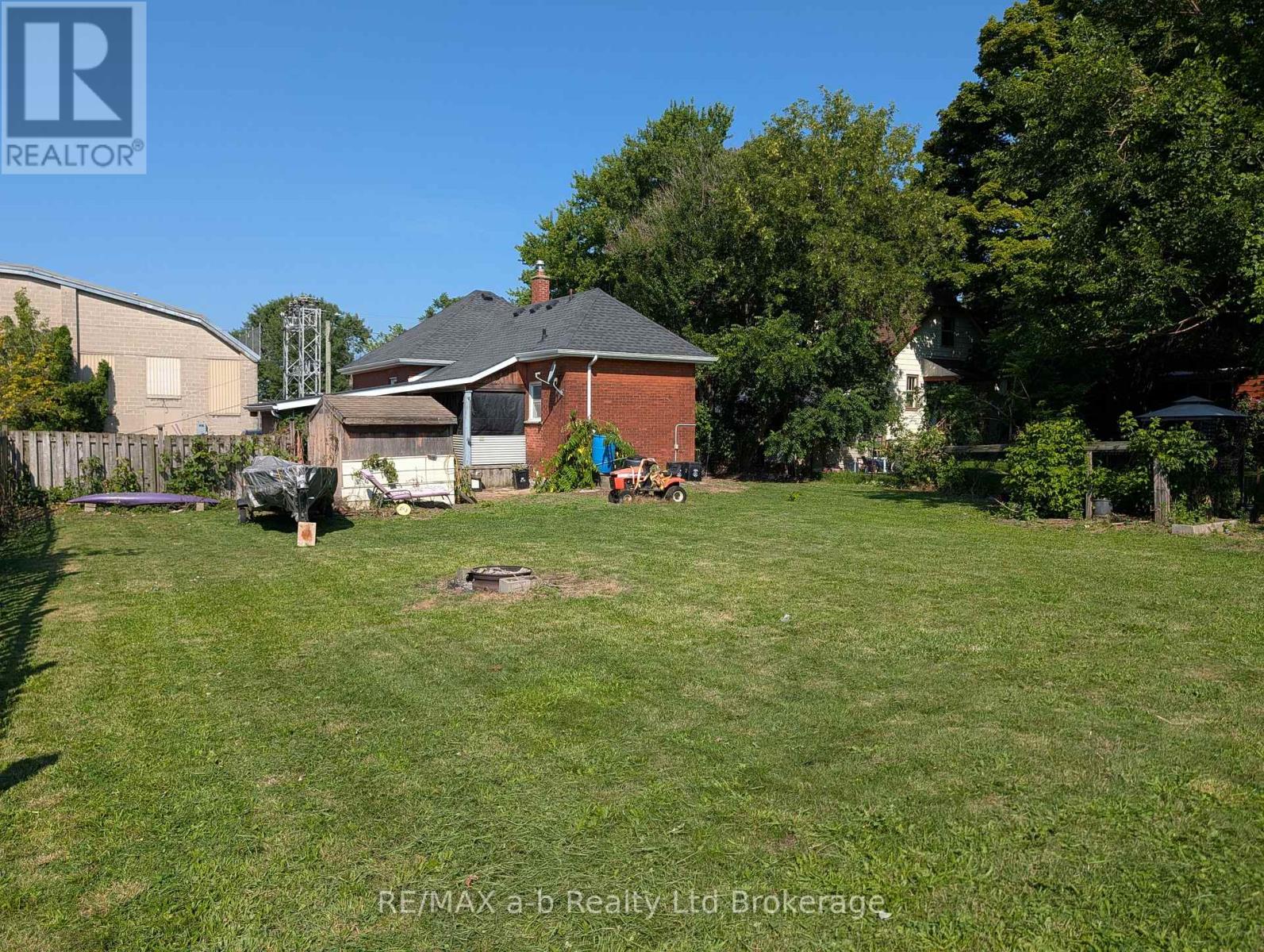 77 Hincks Street, Woodstock, Ontario N4S 3X2 - Photo 4 - X13635178