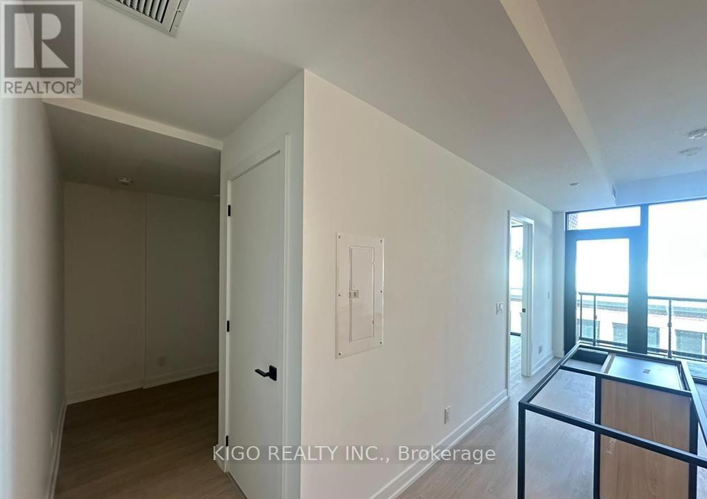 501 - 699 Sheppard Avenue E, Toronto, Ontario  M2K 2P9 - Photo 4 - C13635146